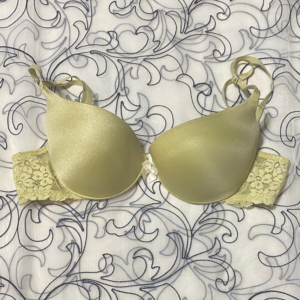 Victoria’s Secret Angels Push-up Bra - Yellow - 34/B